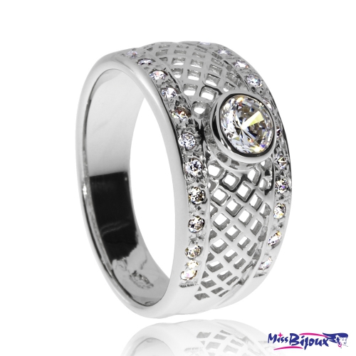 Stříbrný prsten se zirkony (kubická zirkonie), široký kroužek s kulatým kamenem