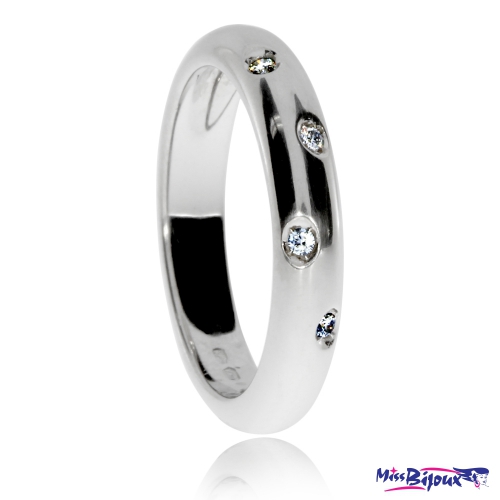 Dámský stříbrný prsten s přírodními diamanty - Střídavě uspořádané diamanty