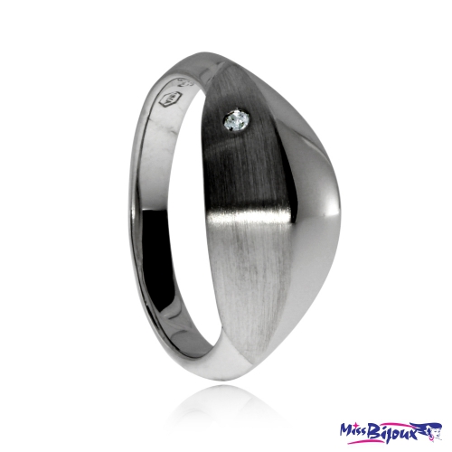 Stříbrný dámský prsten s přírodním diamantem - Vypouklý tvar