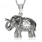 Stříbrný přívěsek - Pěkný slon s dekou