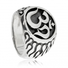 Stříbrný prsten - Symbol Óm na černém pozadí